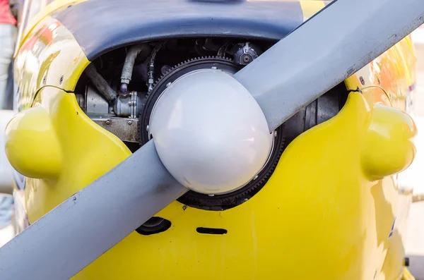 Airplane Front Propeller — Stock Photo, Image