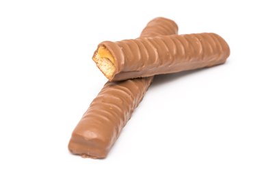 Karamel dolgulu çikolata bar