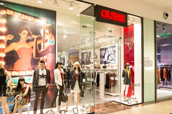 Tienda Guess — Foto de Stock