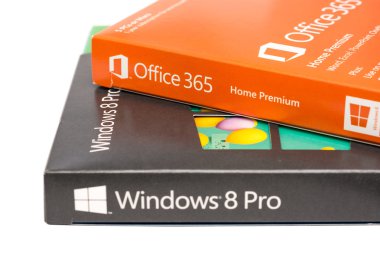 Microsoft yazılım perakende kutuları