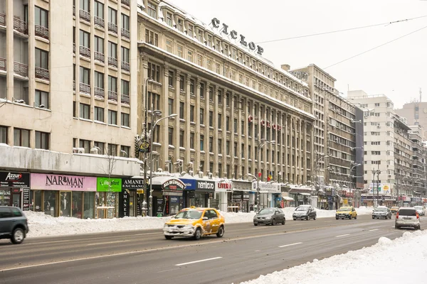 Neve invernale sul viale Gheorghe Magheru centro di Bucarest — Foto Stock