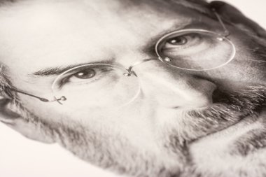 Steve jobs resmi biyografi kitap için