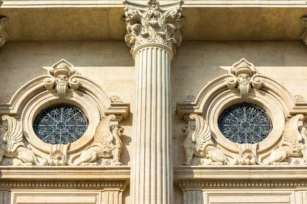 Detalhe da Arquitetura Neoclássica — Fotografia de Stock