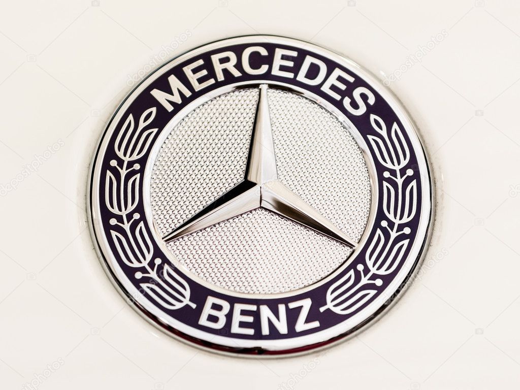 Mercedes Benz Sign Close Up – Stock Editorial Photo © Radub85.
