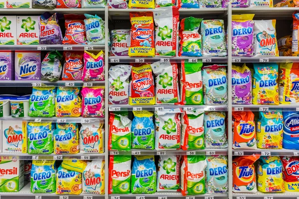 Detergentes para limpeza de roupas — Fotografia de Stock