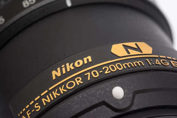 Nikon lens voor digitale single lens reflex camera — Stockfoto