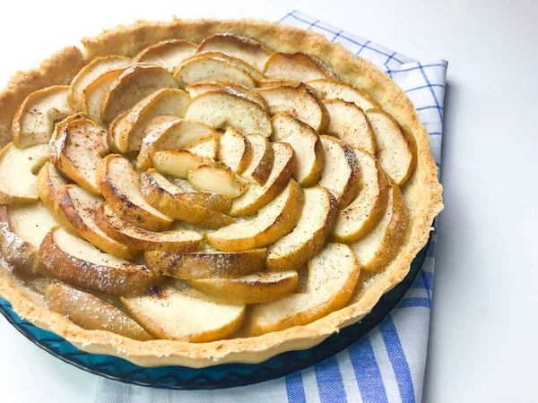 Sidovy Traditionell Fransk Äppelkaka Hela Apple Paj Serveras Textil Kökshandduk — Stockfoto