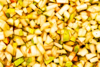 Reçel yapmak için armutlar ince doğranmış. Yüksek kalite fotoğraf