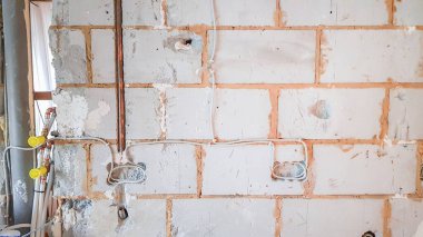 Yeni bir banyo inşaatı.