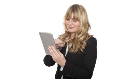 iş kadını onun tablet PC'de sörf