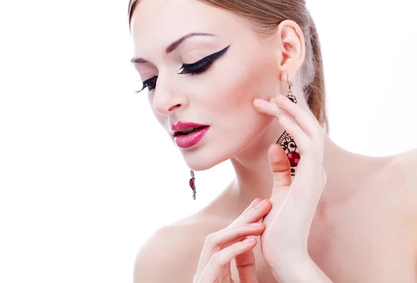 Retrato de chica de moda. Labios rojos brillantes . — Foto de Stock