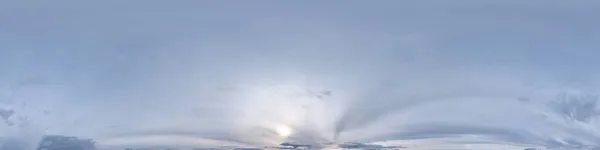 Céu Azul Hdri 360 Panorama Com Halo Neblina Belas Nuvens — Fotografia de Stock