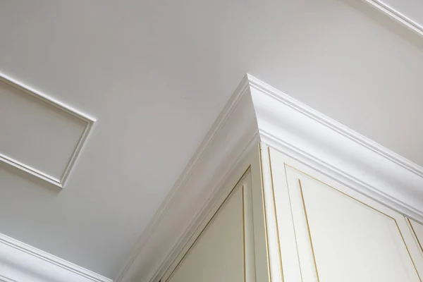Detail Corner Ceiling Cornice Intricate Crown Molding — Stock Photo, Image