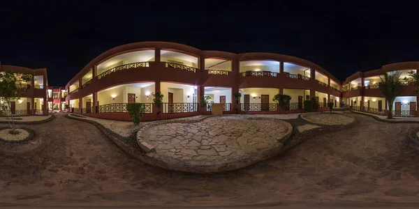 Full Seamless Spherical Night Hdr 360 Panorama View Courtyard Illuminated — стоковое фото