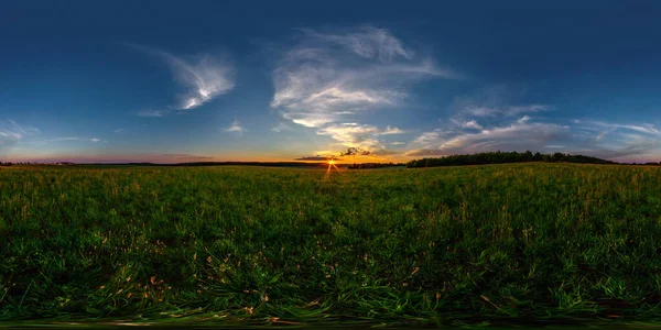 Noite Hdr Panorama 360 Vista Entre Campos Agrícolas Com Nuvens — Fotografia de Stock