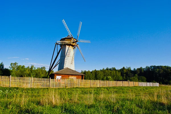 Dorp, molen, boerderij — Stockfoto