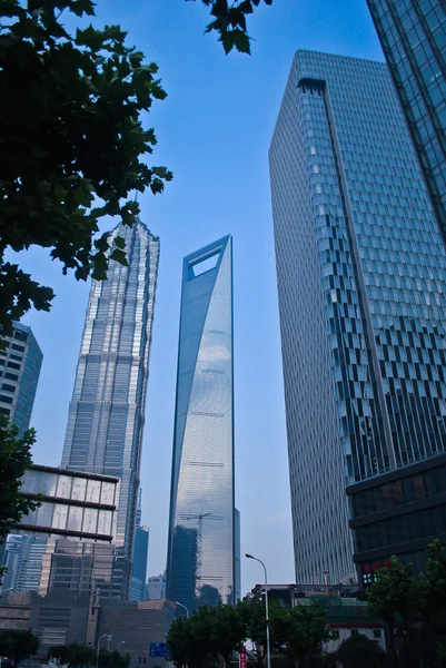 Em Xangai. Arranha-céus — Fotografia de Stock
