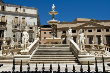 Fontana pretoria yer, palermo, Sicilya