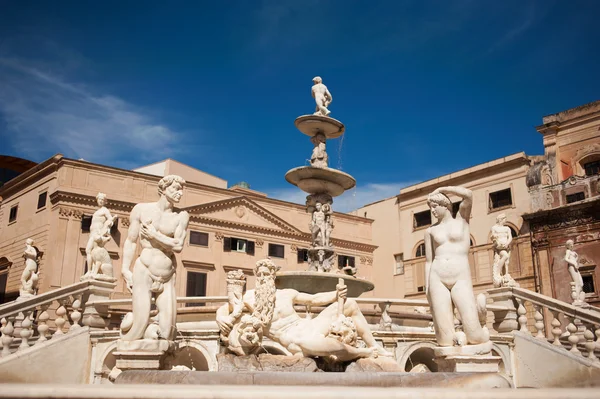 Fontana Pretoria place in Palermo, Sicily — Stock Photo, Image