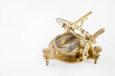 eski pirinç sextant. izole navigasyon için ölçüm cihazı.