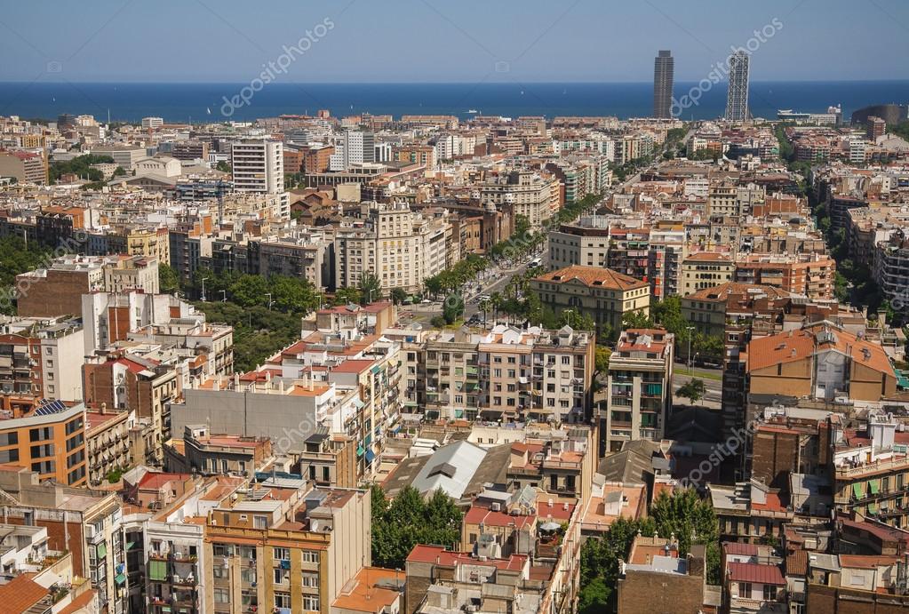 vue panoramique de Barcelone depuis le haut de la sagrada familia, spa — Photographie asmfoto