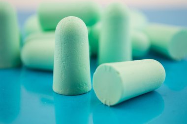 köpük kulak tıkacı yakın çekim