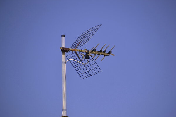 Телевизионная антенна
