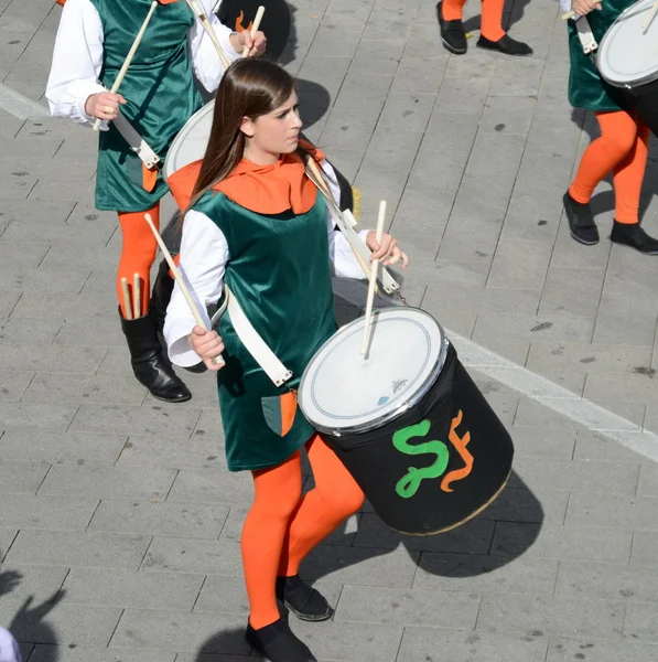 Vlag dragers en drummers, een re-enactment — Stockfoto