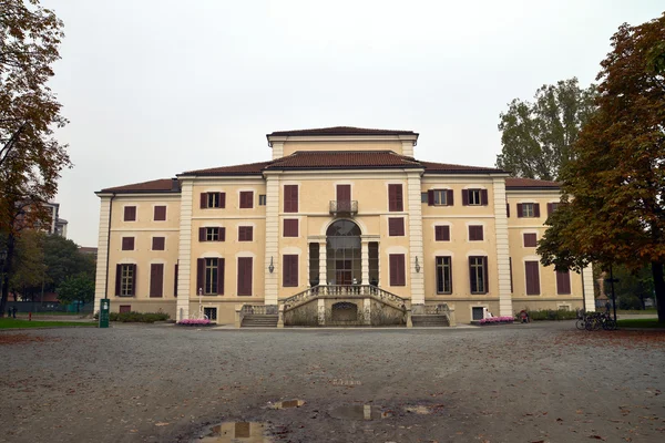 Edificio, fachada —  Fotos de Stock