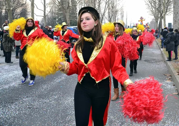 Sfilata di carnevale. costumi — Foto Stock