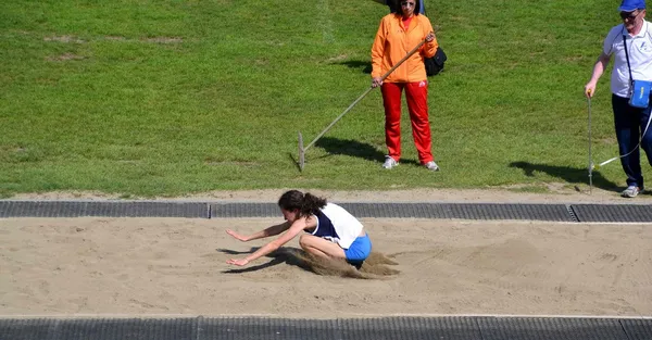 Atletica입니다. 스포츠입니다. 여자입니다. 긴 점프 — 스톡 사진