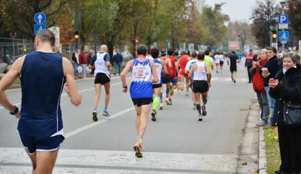 Turin Marathon. 17.11.2013. die Athleten — Stockfoto
