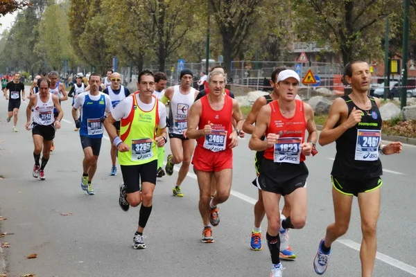 Maratón de Turín. 17 / 11 / 2013. los atletas — Foto de Stock