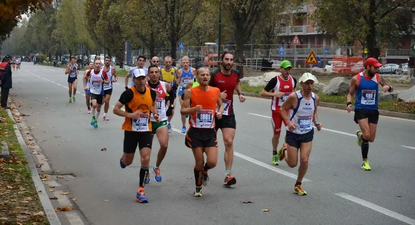 Turin marathon. 11/17/2013. the athletes — Stock Photo, Image