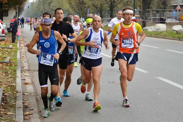 Maratona de turin. 17 / 11 / 2013. os atletas — Fotografia de Stock