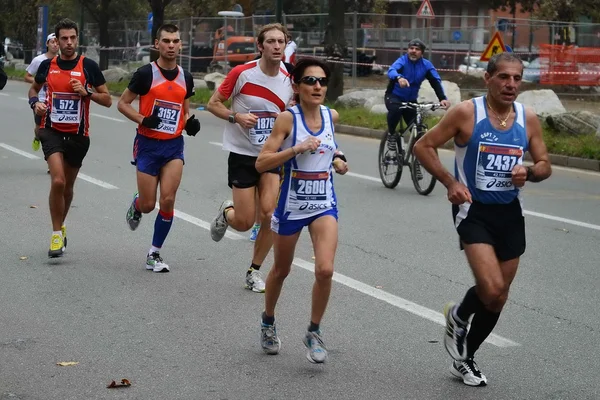 都灵马拉松赛。2013/11/17。运动员 — 图库照片
