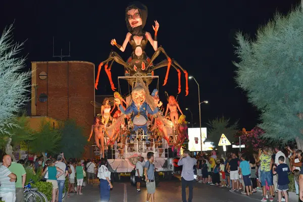 Fano Pesaro Urbino carnaval de verano . — Foto de Stock