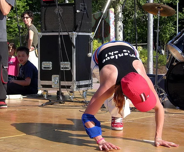 Rap. Funky. improvisación, danza y canto — Foto de Stock