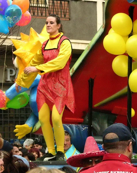 Sfilata di carnevale. Il kart. All'aperto — Foto Stock