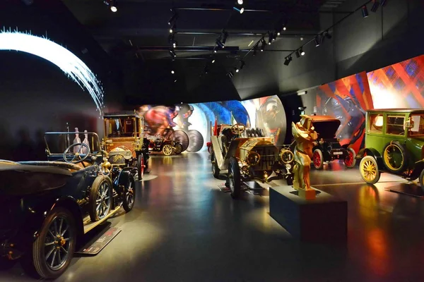 Otomobil müzesi. Torino. İtalya.