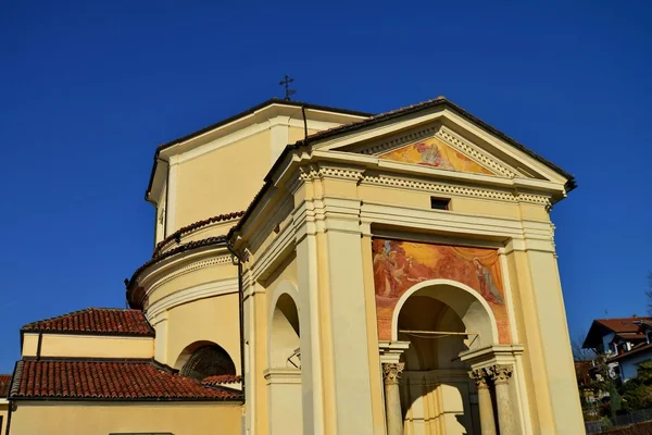 Pequeña iglesia —  Fotos de Stock