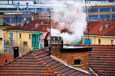 şömine. duman. Kış. ev. çatı. soğuk. Isıtma. bulut.