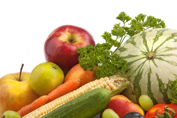 Frutta e verdura biologica con gocce d'acqua — Foto Stock