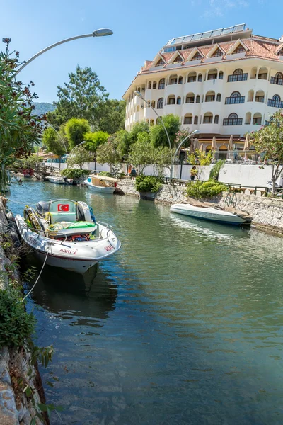 Water canal in Icmeler — Stock Photo, Image