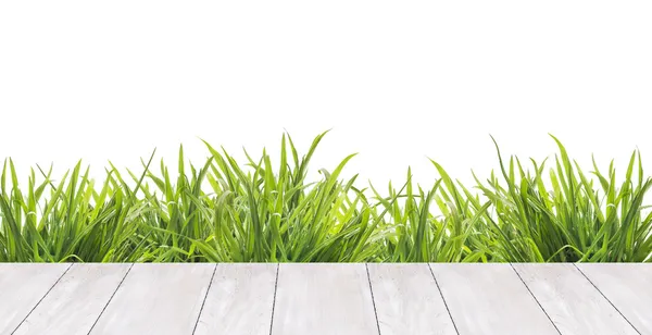 Terrazza di tavole bianche e erba fresca verde, bordo, isolato — Foto Stock