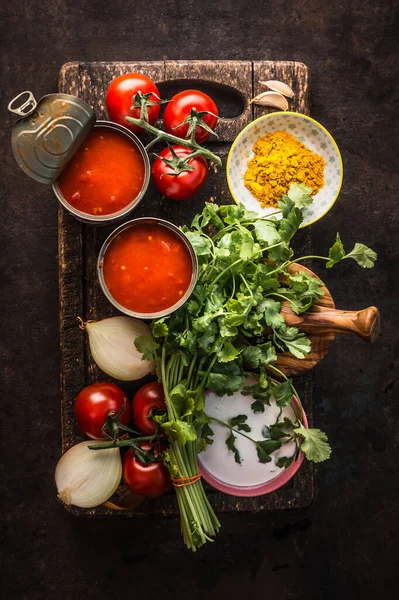 Healthy Fresh Ingredients Tomato Soup Dark Rustic Kitchen Table Background — 스톡 사진