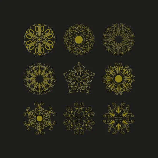 Yuvarlak, soyut çiçek desenleri. Çiçek dairesi logo şablonu. Siyah arka planda altın renkli çiçek ikonları. Vektör illüstrasyonu 