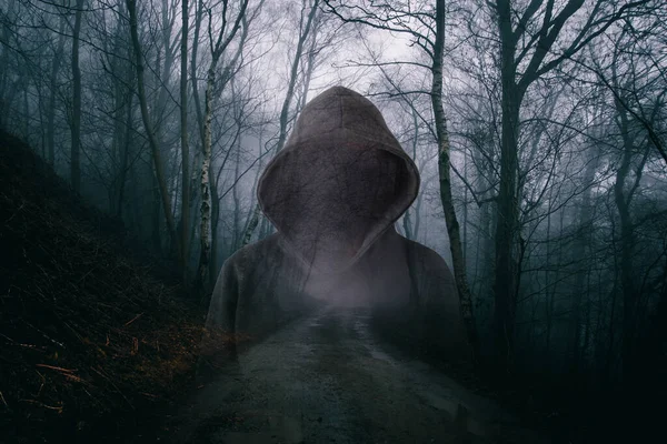 Horror Concept Double Exposure Scary Hooded Figure Face Moody Foggy — Fotografia de Stock