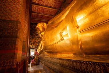Wat Pho 'da altın uzanan Buda heykeli (Wat Phra Chettuphon Wimon Mangkhlaram Ratchaworamahawihan) 