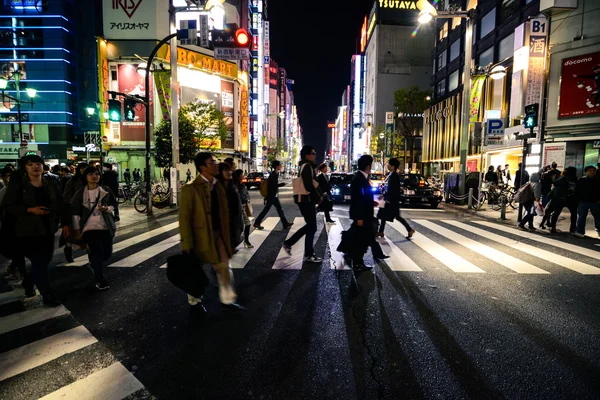 Crosswalk i Shinjuku, Tokyo, Japan – stockfoto